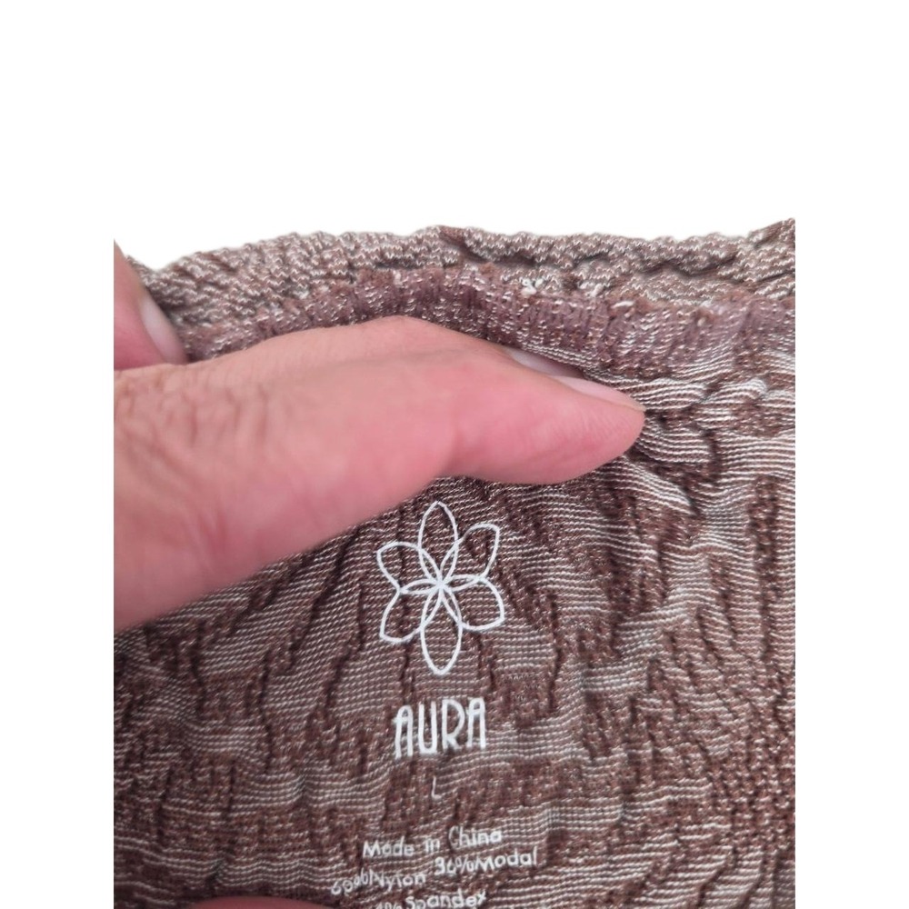 AURA Brown Mauve Textured Knit Crew Neck‎ Long Sleeve Scalloped Hem Sweater LG - Picture 3 of 9